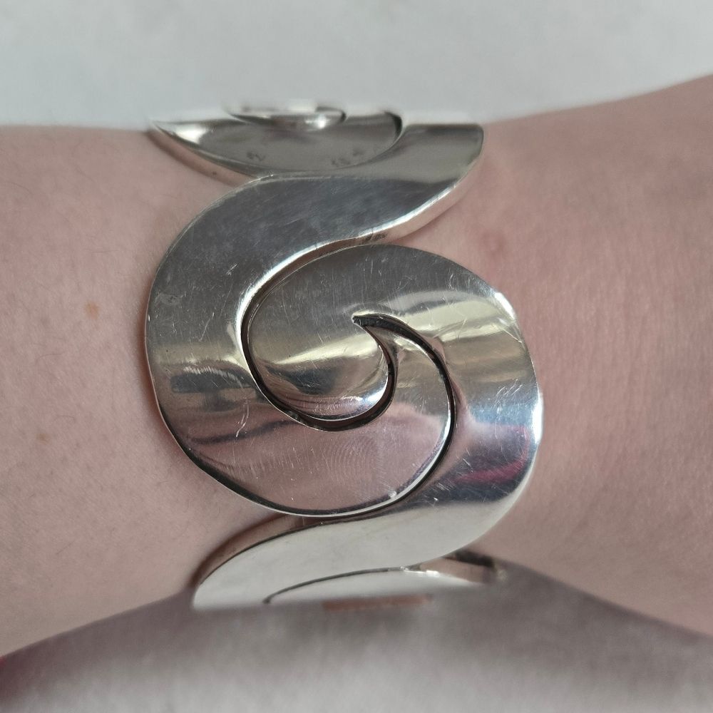 Vintage Mexico Elegant Sterling Silver 925 Swirl Bracelet HEAVY